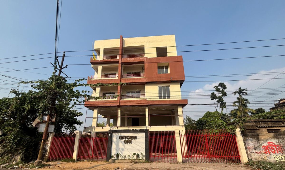 2 BHK Apartment For Sale in Group Uptown One