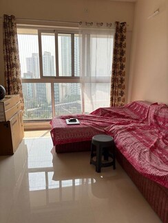 1.5 BHK + Extra Room Apartment For Rent in Sheth Avante