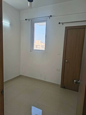 Room in 2 BHK Apartment at Pyramid Square 67A, Sector 67 – for Sale
