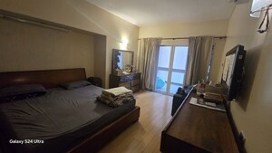 Bedroom in 3 BHK Apartment at Mira Recidency, Kalyani Nagar – for Rent