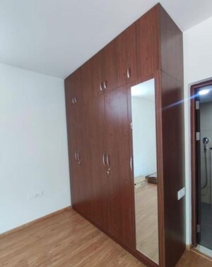 Room in 3 BHK Apartment at Godrej Avenues, Yelahanka – for Rent