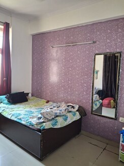 3.5 BHK + Servant Room Apartment For Sale in Nimbus The Hyde park