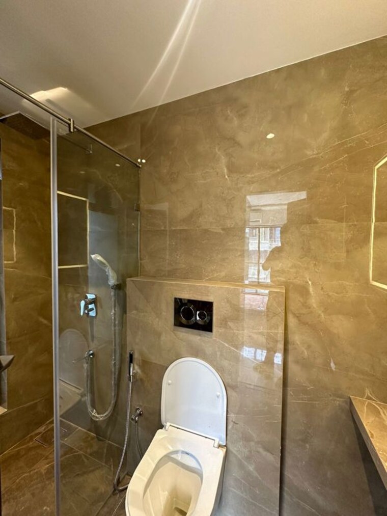 Bathroom, l-nagpal-nn-tower 2 Bedroom 1000 Sq.Ft. Apartment In Khar West Mumbai 10381380