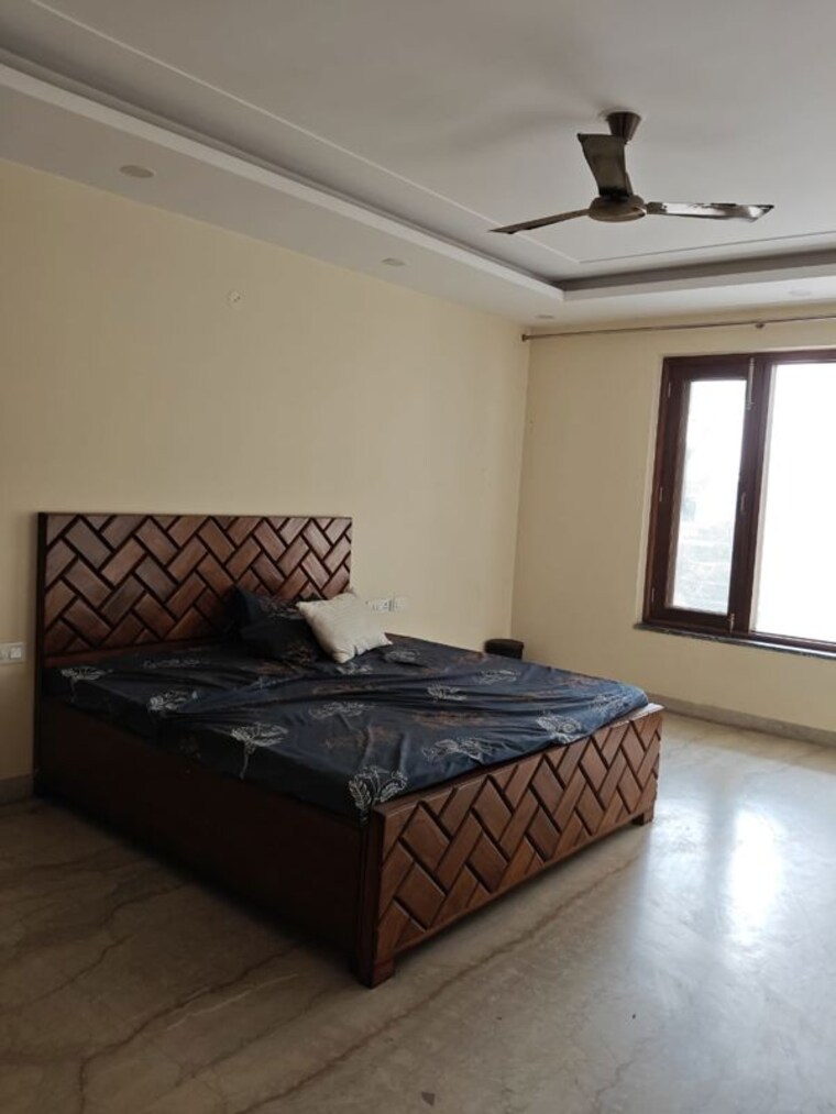 Bedroom, sector 52 5 Bedroom 4200 Sq.Ft. Builder Floor In Sector 52 Gurgaon 10381408