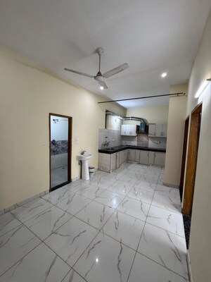 Bathroom in 2 BHK Builder Floor at Sector 57 – for Rent