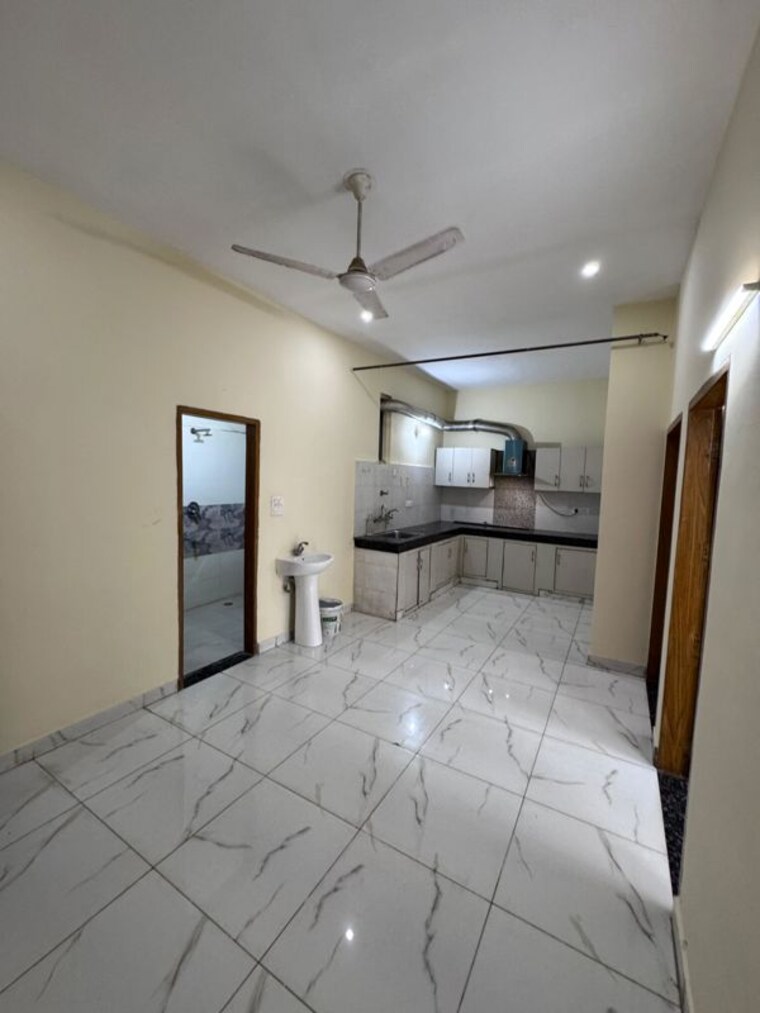 Bathroom, sector 57 2 Bedroom 1150 Sq.Ft. Builder Floor In Sector 57 Gurgaon 10381393