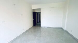Room in 3 BHK Apartment at Eldeco Accolade, Sohna Sector 2 – for Rent