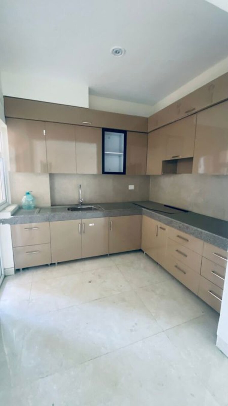 Kitchen, eldeco-accolade 3 Bedroom 2122 Sq.Ft. Apartment In Sohna Sector 2 Gurgaon 10381399
