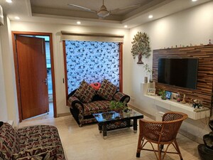 Bedroom in 3 BHK Builder Floor at Sector 57 – for Rent