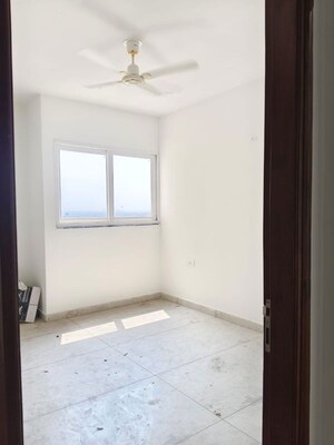 Room in 3 BHK Apartment at Malwa Escon Primera, International Airport Road – for Rent