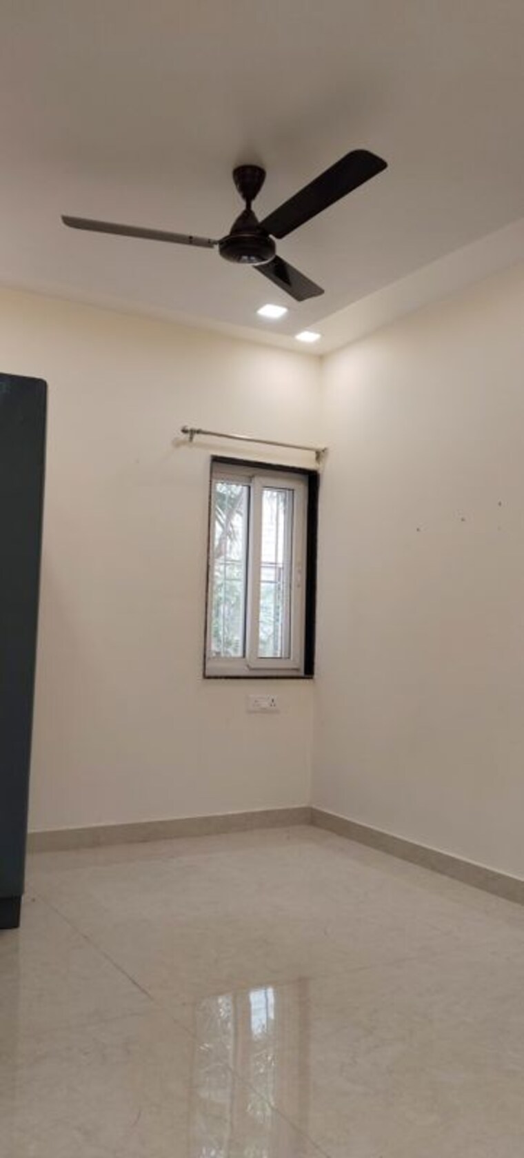 Room, vasant kunj 4 Bedroom 2200 Sq.Ft. Apartment In Vasant Kunj Delhi 10381444