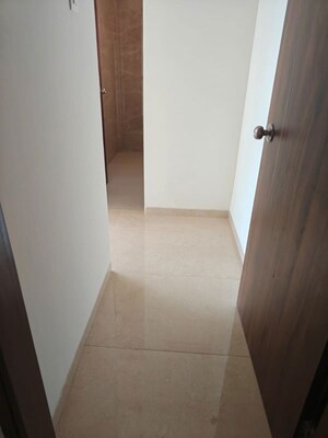 Room in 4 BHK Apartment at Anand Bhavan Vile Parle West, Vile Parle West – for Rent