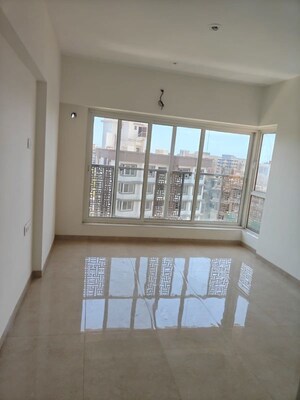 Room in 4 BHK Apartment at Anand Bhavan Vile Parle West, Vile Parle West – for Rent