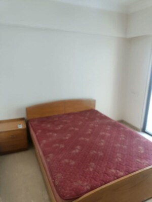 Bedroom in 3 BHK Apartment at Ekta Elite, Bandra West – for Rent