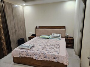 Bedroom in 3 BHK Apartment at Skynet Towers, Patiala Road – for Rent