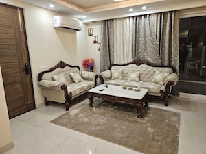 Living Room in 3 BHK Apartment at Skynet Towers, Patiala Road – for Rent