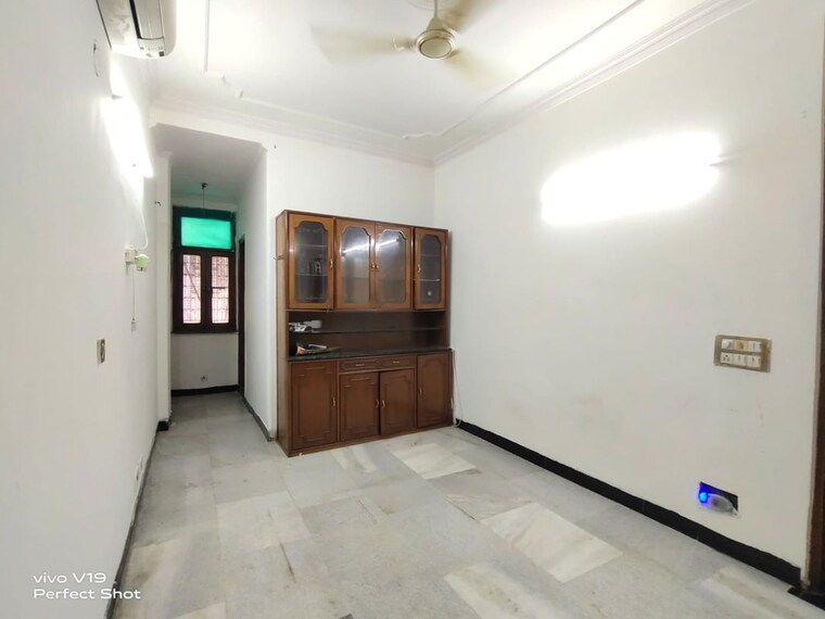 Room, kailash hills 2 Bedroom 130 Sq.Yd. Builder Floor In Kailash Hills Delhi 10381471