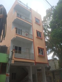 6+ BHK + Servant Room,Extra Room,Store Room Independent House For Sale in Vivek Nagar