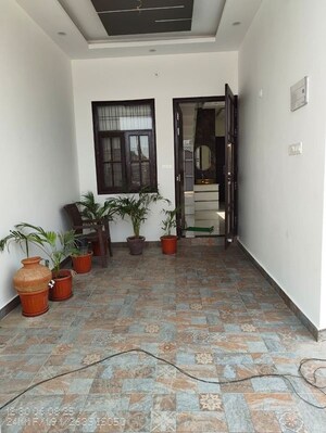 Parking in 3 BHK Independent House at Jankipuram Extension – for Sale