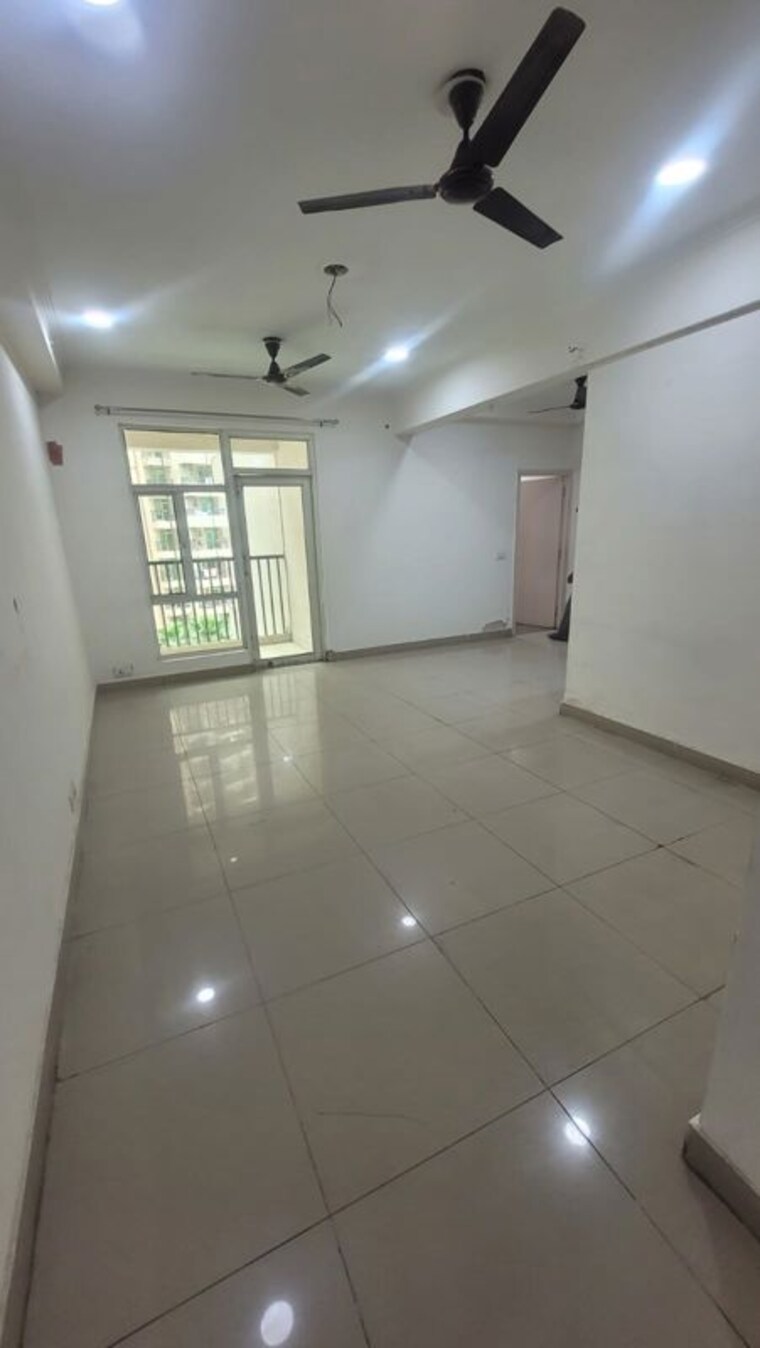 undefined, gaur-city-2-11th-avenue 3 Bedroom 1385 Sq.Ft. Apartment In Sector 16c Greater Noida Greater Noida 10381480