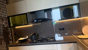 Furnished Amenities in 4 BHK Apartment at Patiala Road – for Sale