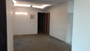 Room in 2 BHK Apartment at Samridhi Luxuriya Avenue, Sector 150 – for Rent