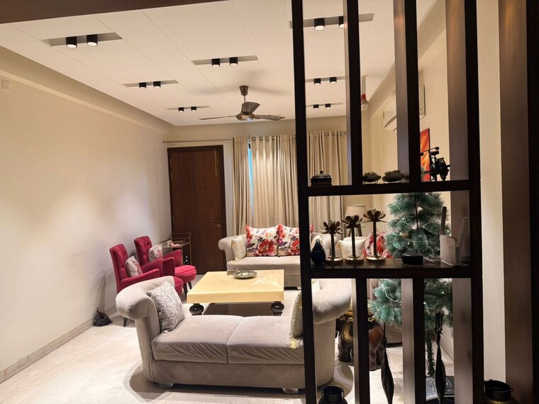 Bedroom, palam-vihar-residents-association 4 Bedroom 3240 Sq.Ft. Builder Floor In Palam Vihar Gurgaon 10381509