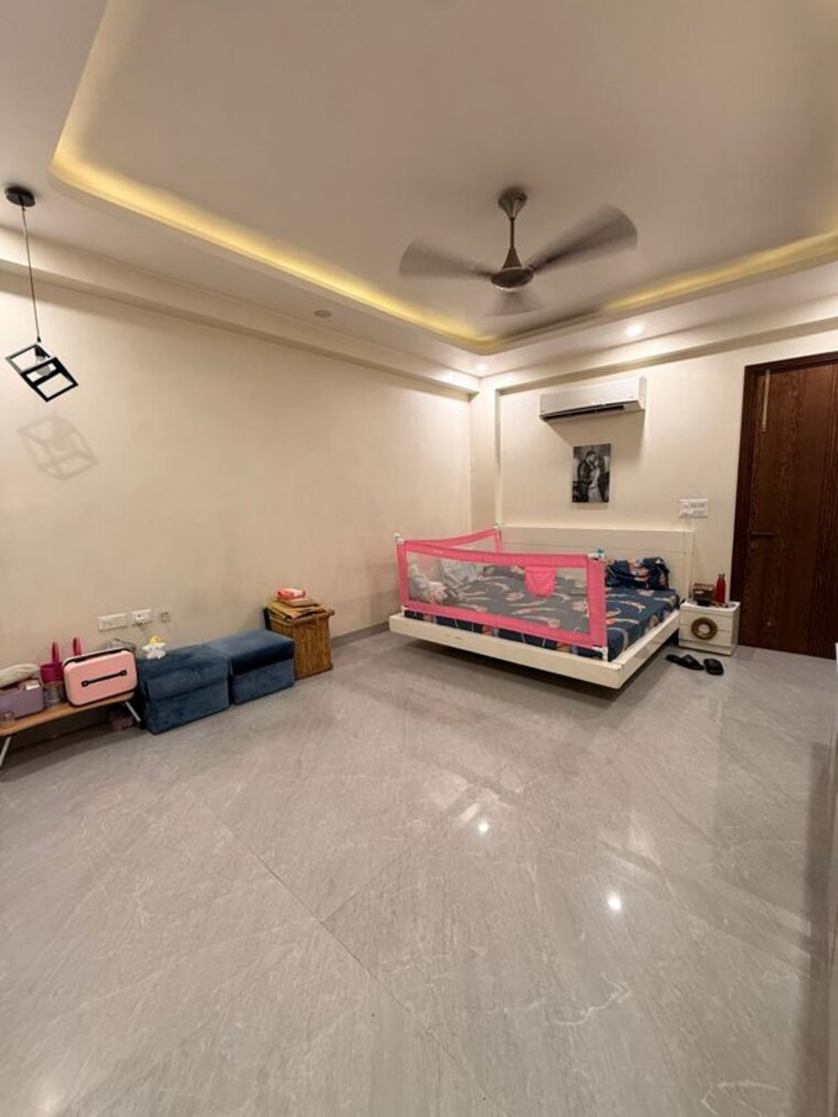 Living Room, palam-vihar-residents-association 4 Bedroom 3240 Sq.Ft. Builder Floor In Palam Vihar Gurgaon 10381509