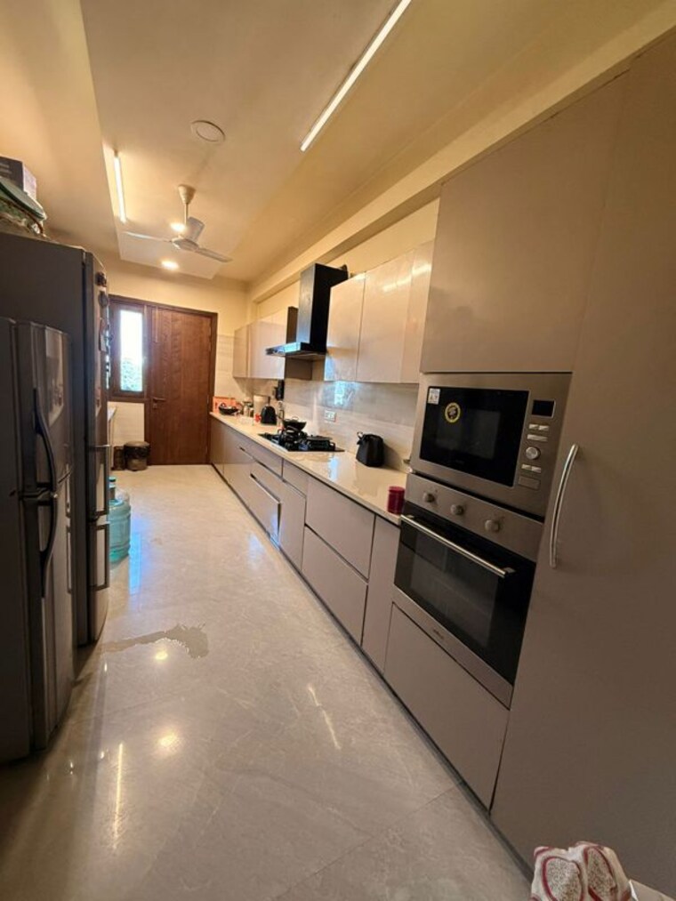 Kitchen, palam-vihar-residents-association 4 Bedroom 3240 Sq.Ft. Builder Floor In Palam Vihar Gurgaon 10381509