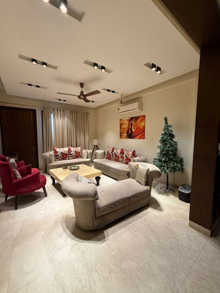 Living Room, palam-vihar-residents-association 4 Bedroom 3240 Sq.Ft. Builder Floor In Palam Vihar Gurgaon 10381509