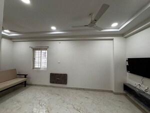 Room in 1 BHK Apartment at Kamala Arcade Kondapur, Kondapur – for Rent