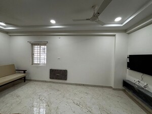 Parking in 1 BHK Apartment at Kamala Arcade Kondapur, Kondapur – for Rent