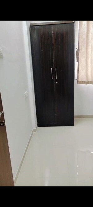 Room in 2 BHK Apartment at Chandan Garden, Nibm Road – for Rent
