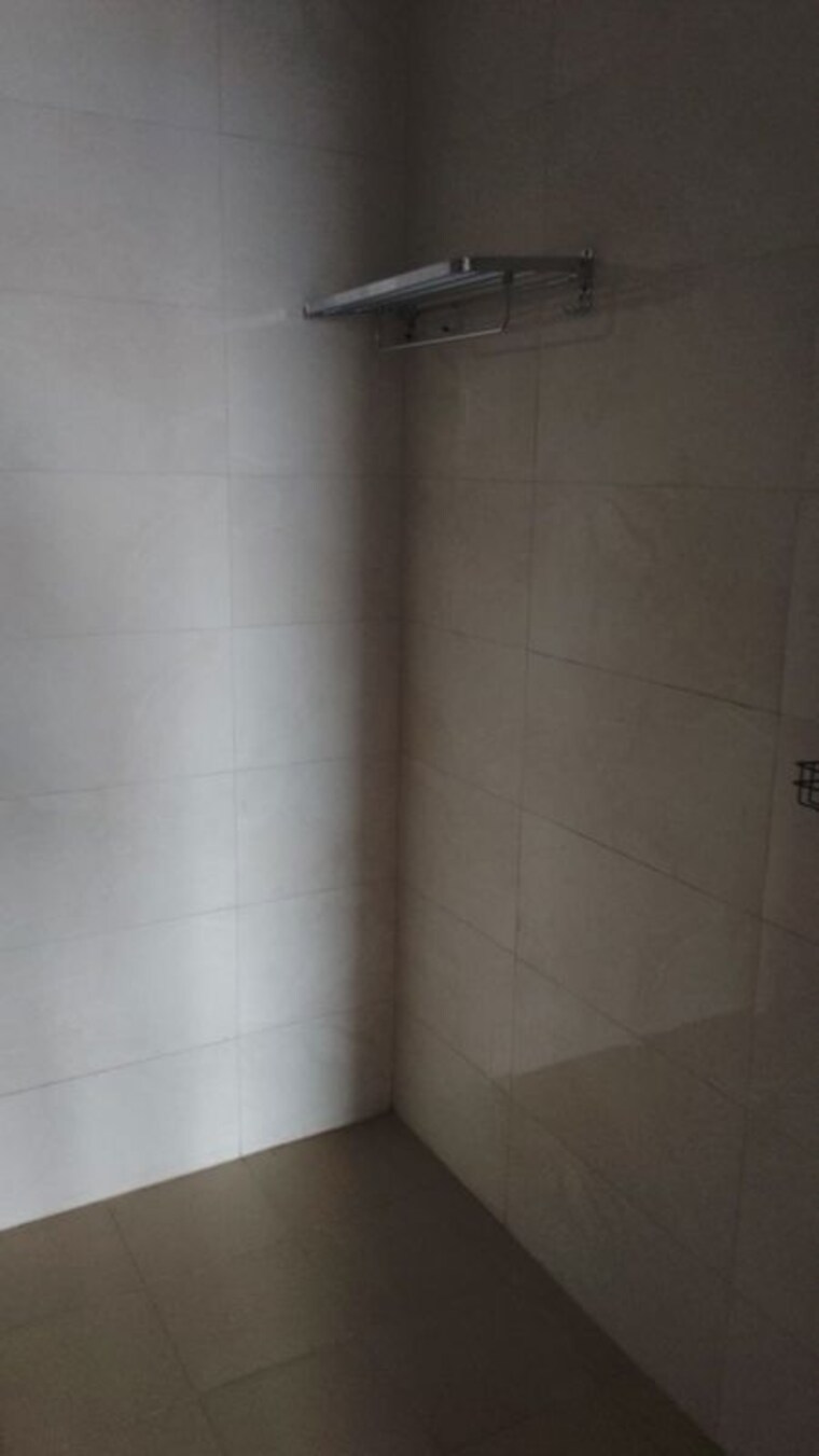 Bathroom, baani-city-center 2 Bedroom 1250 Sq.Ft. Apartment In Sector 63 Gurgaon 10381557