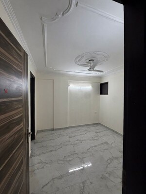 Bathroom in 2 BHK Builder Floor at Palm Residency Chhatarpur, Chattarpur – for Rent