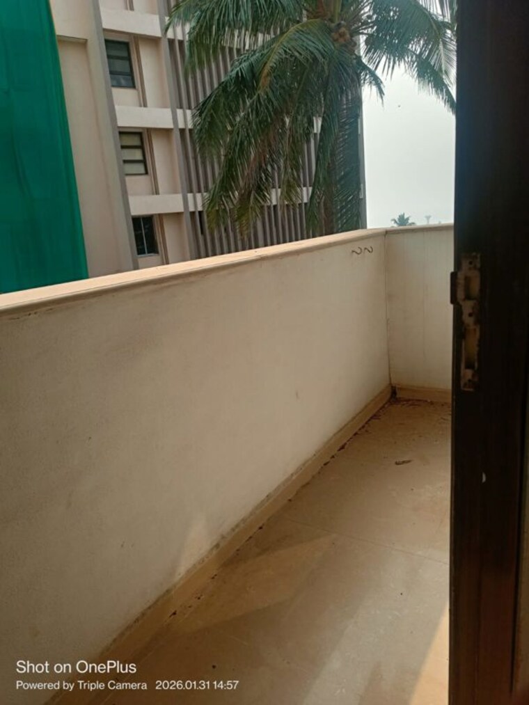 Balcony, seema-apartment-bandra 1 Bedroom 600 Sq.Ft. Apartment In Bandra West Mumbai 10381573