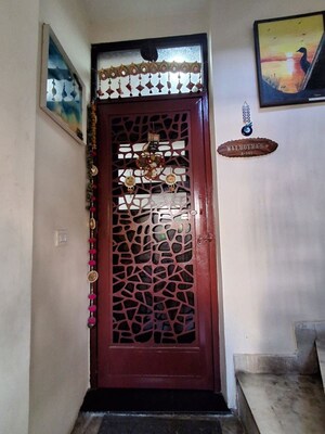 Bedroom in 2 BHK Builder Floor at Lajpat Nagar I – for Rent