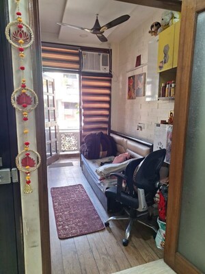 Living Room in 2 BHK Builder Floor at Lajpat Nagar I – for Rent