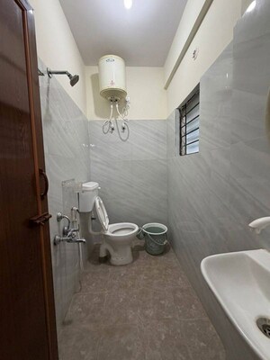 Bathroom in 1 BHK Apartment at Sri Sai Residency Kadubeesanahalli, Kadubeesanahalli – for Rent