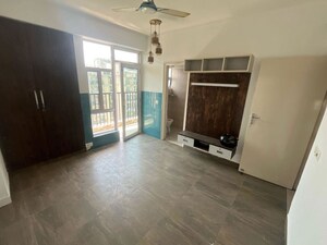 Room in 2 BHK Apartment at Gaur City 5th Avenue, Sector 4 Greater Noida – for Sale