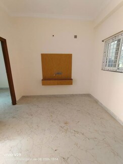 1 BHK + Pooja Room,Servant Room,Study Room,Extra Room Apartment For Rent in Regent Heights Kondapur