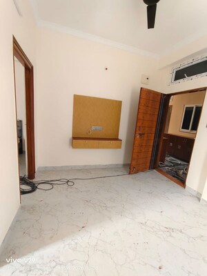 Building Lobby in 1 BHK Apartment at Regent Heights Kondapur, Kondapur – for Rent