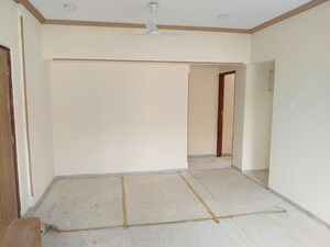 2 BHK Apartment For Sale in Bandra West