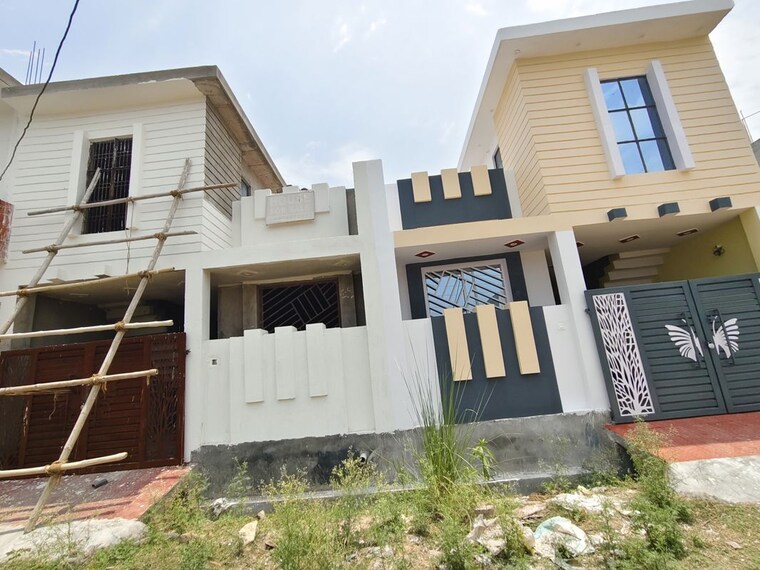 Exterior View, haibat mau mawaiya 2 Bedroom 900 Sq.Ft. Independent House In Haibat Mau Mawaiya Lucknow 10381639