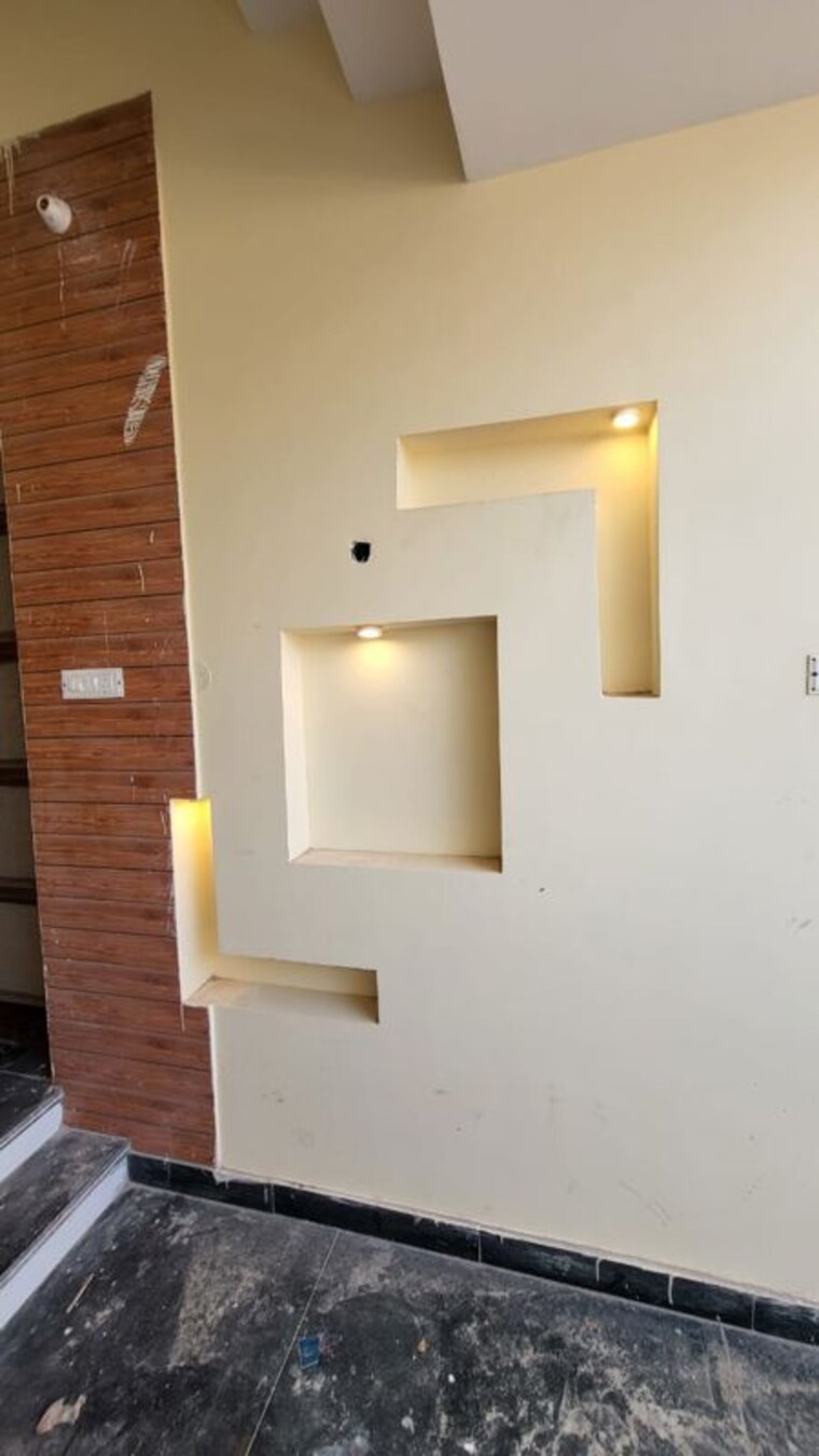 undefined, bhabat 2.5 Bedroom 120 Sq.Yd. Independent House In Bhabat Zirakpur 10381628