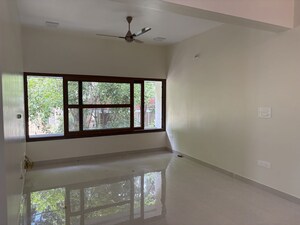 Room in 4 BHK Independent House at Bangalore City Municipal Corporation Layout – for Rent