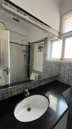 Attached Bathroom in 4 BHK Apartment at Sector 56 – for Rent