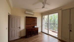 Room in 4 BHK Apartment at Sector 56 – for Rent