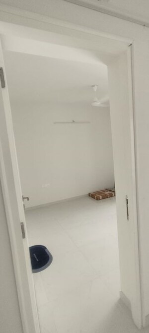 Room in 2 BHK Apartment at Runwal Gardens, Dombivli East – for Rent