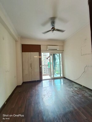 Room in 3 BHK Apartment at Apex Athena, Sector 75 – for Rent